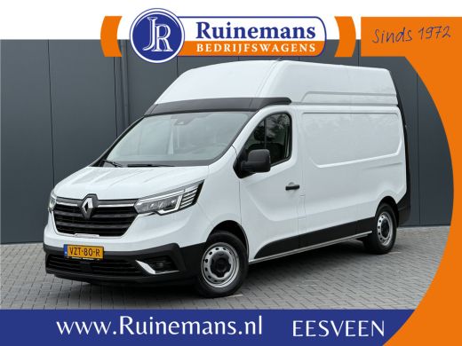 Renault Trafic 2.0 Blue dC1 150 PK / L2H2 / 1e EIG. / SORTIMO INRICHTING / LED / AIRCO / CRUISE / NAVI / 3-ZITS Renault Trafic 2.0 Blue dC1 150 PK / L2H2 / 1e EIG. / SORTIMO INRICHTING / LED / AIRCO / CRUISE / NAVI / 3-ZITS