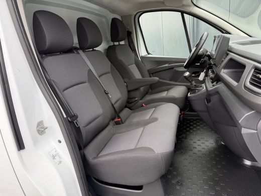 Renault Trafic 2.0 Blue dC1 150 PK / L2H2 / 1e EIG. / SORTIMO INRICHTING / LED / AIRCO / CRUISE / NAVI / 3-ZITS ActivLease financial lease