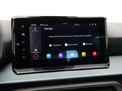 Seat Arona 1.0 TSI 95pk Xperience Navigatie Camera Stoelverwarming Virtual Cockpit 233 ActivLease financial lease