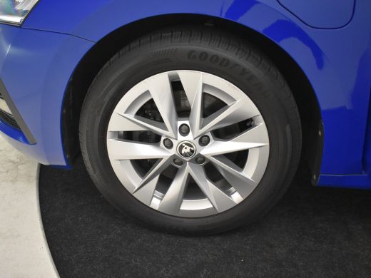 Skoda Octavia Combi 1.4 TSI iV PHEV Business Edition 204pk | Trekgewicht 1500kg | Cruise control | Navigatie vi... ActivLease financial lease