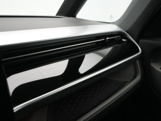 Volkswagen ID. Buzz Pro 77kWh Navi via App Camera Stoelverwarming Acc ActivLease financial lease