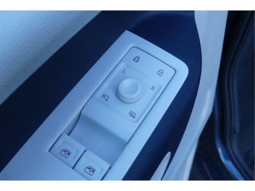 Volkswagen ID. Buzz | Pro Advantage | Trekhaak | Electrische Schuifdeuren | Electrische Stoel ActivLease financial lease