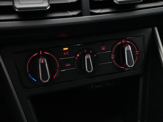 Volkswagen Polo 1.0 TSI 95pk Comfortline Navigatie Pdc Airco Acc 313 ActivLease financial lease