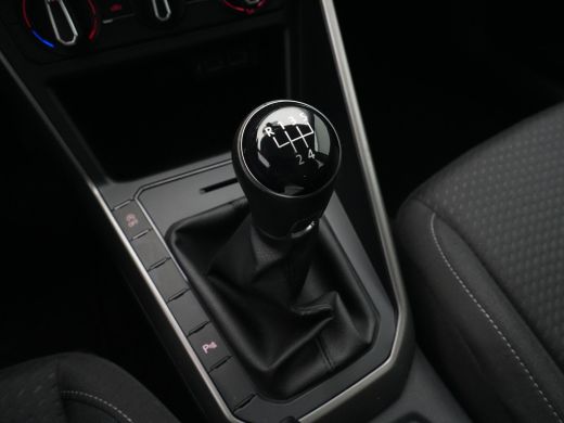 Volkswagen Polo 1.0 TSI 95pk Comfortline Navigatie Pdc Airco Acc 313 ActivLease financial lease