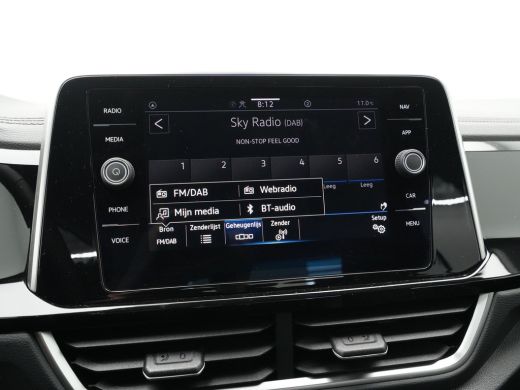 Volkswagen T-Roc 1.5 TSI 150pk DSG R-Line Navi via App Clima Pdc Acc 185 ActivLease financial lease