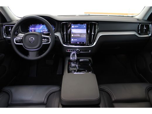 Volvo  V60 Volvo T6 350PK Ultra Dark | Massage | 360° | Trekhaak | Getint Glas | Stoel&Stuur Verw. | Head-up ActivLease financial lease