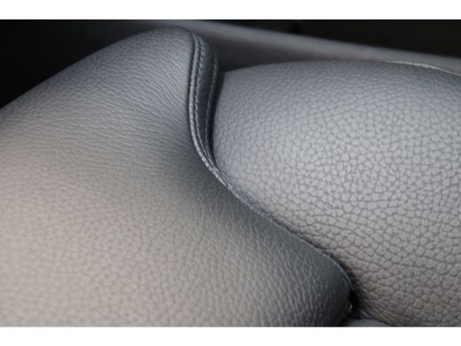 Volvo  XC60 Volvo T8 AWD Plus Bright 455PK | Luchtvering | 360° | Trekhaak | Stoel&Stuur Verw. | Getint Glas ActivLease financial lease