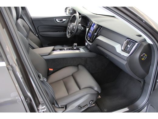 Volvo  XC60 Volvo T8 AWD Plus Bright 455PK | Luchtvering | 360° | Trekhaak | Stoel&Stuur Verw. | Getint Glas ActivLease financial lease