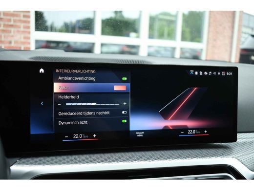 BMW 3 Serie Touring 320e M-Sport ACC HUD Sfeer Camera HiFi Stuurverw ActivLease financial lease