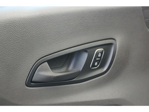 Ford E-Transit 350 L2H2 Trend 68 kWh Pro Power on board, Navigatie, Adaptieve Cruise, 360 camera ActivLease financial lease