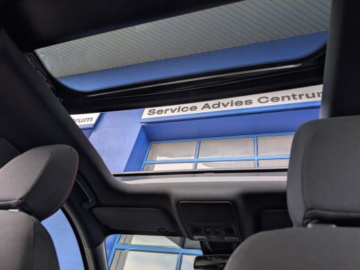 Ford Focus Ford Wagon 1.0 EcoB Hybrid ST Line X Panoramadak | Matrix-LED | Winterpack ActivLease financial lease