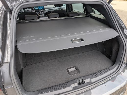 Ford Focus Ford Wagon 1.0 EcoB Hybrid ST Line X Panoramadak | Matrix-LED | Winterpack ActivLease financial lease