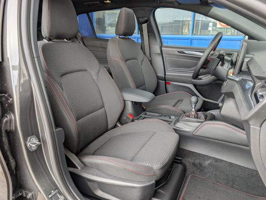 Ford Focus Ford Wagon 1.0 EcoB Hybrid ST Line X Panoramadak | Matrix-LED | Winterpack ActivLease financial lease