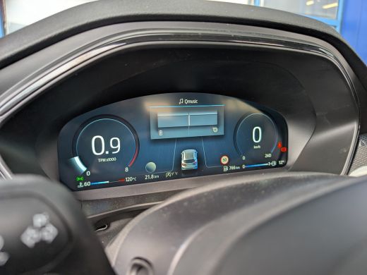 Ford Focus Ford Wagon 1.0 EcoB Hybrid ST Line X Panoramadak | Matrix-LED | Winterpack ActivLease financial lease