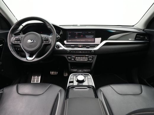 Kia e-Niro ExecutiveLine 64 kWh Schuifdak Stoelventilatie Camera Navigatie 180 ActivLease financial lease
