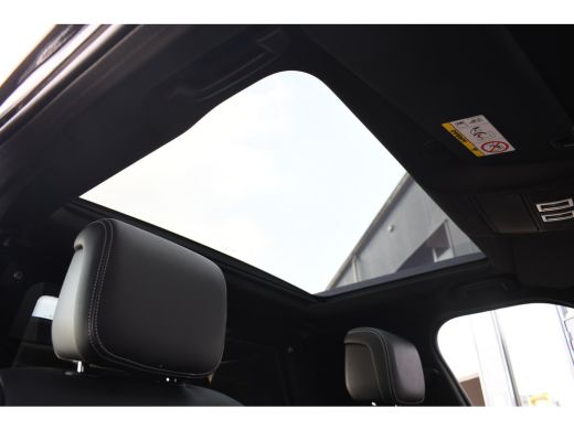 Land Rover Discovery 3.0 D300 HSE Pano Trekh HUD ACC Meridian Luchtv ActivLease financial lease