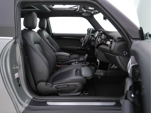 Mini Mini Electric Yours 33 kWh [ 3-Fase ] (INCL-BTW) Aut. *PANO | FULL-LEATHER | HEAD-UP | FULL-LED | HARMAN/KARDON... ActivLease financial lease
