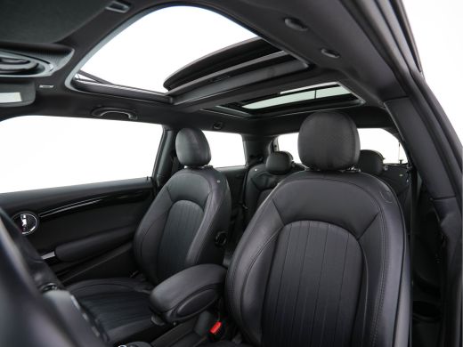 Mini Mini Electric Yours 33 kWh [ 3-Fase ] (INCL-BTW) Aut. *PANO | FULL-LEATHER | HEAD-UP | FULL-LED | HARMAN/KARDON... ActivLease financial lease