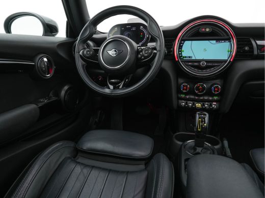 Mini Mini Electric Yours 33 kWh [ 3-Fase ] (INCL-BTW) Aut. *PANO | FULL-LEATHER | HEAD-UP | FULL-LED | HARMAN/KARDON... ActivLease financial lease