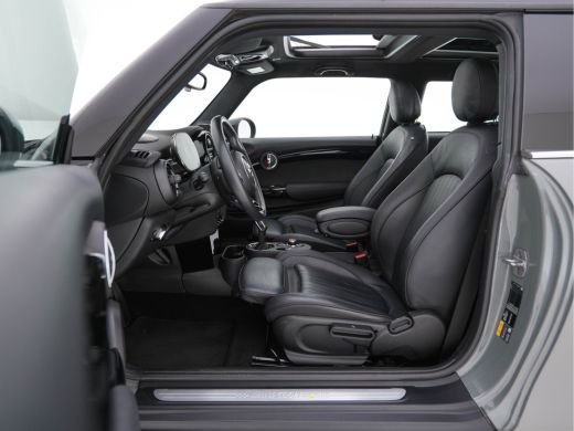 Mini Mini Electric Yours 33 kWh [ 3-Fase ] (INCL-BTW) Aut. *PANO | FULL-LEATHER | HEAD-UP | FULL-LED | HARMAN/KARDON... ActivLease financial lease