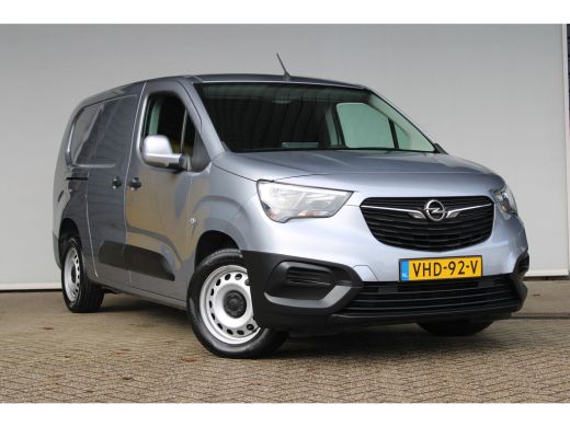 Opel Combo 1.5D L2H1 Edition | Trekhaak | Laadruimte inrichting | Navigatie | Carplay | ActivLease financial lease