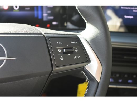 Opel Frontera Edition BEV 44kwh DEMO-DEAL! | Stoel/stuurverwarming | Navigatie | Achteruitrijcamera | FULL-LED | ActivLease financial lease