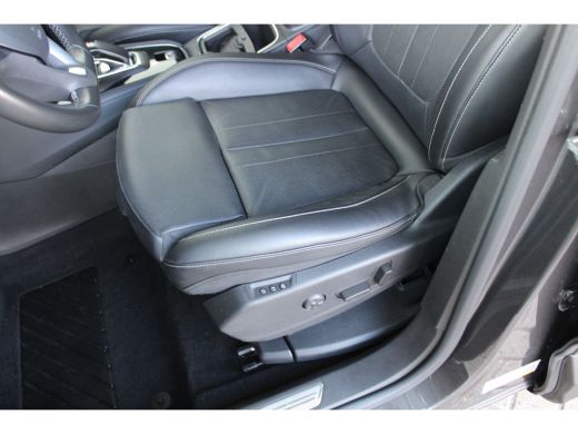 Opel Grandland X Opel 1.6 Turbo Hybrid4 Ultimate AUTOMATIC ActivLease financial lease