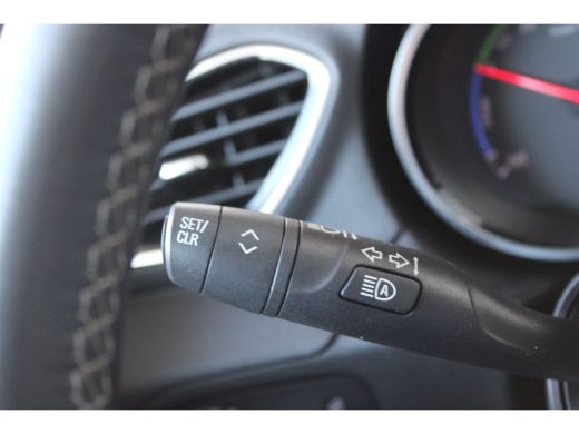 Opel Grandland X Opel 1.6 Turbo Hybrid4 Ultimate AUTOMATIC ActivLease financial lease