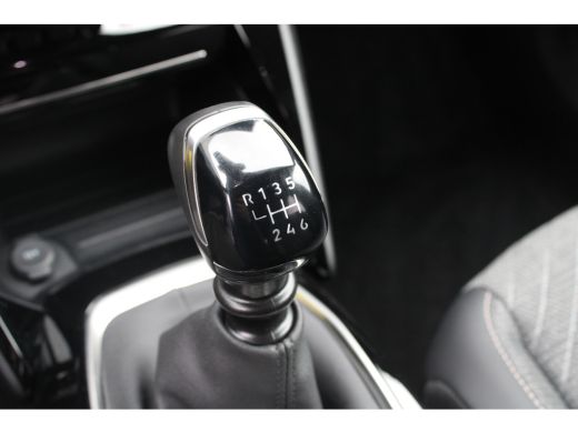 Peugeot 2008 1.2 PureTech 100 Allure | Navigatie | Camera | Apple carplay | Bluetooth | 9.000km | ActivLease financial lease