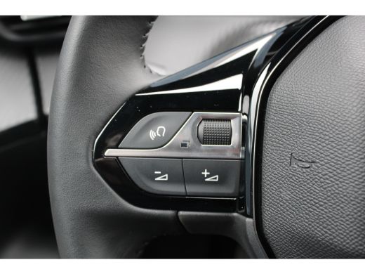 Peugeot 2008 1.2 PureTech 100 Allure | Navigatie | Camera | Apple carplay | Bluetooth | 9.000km | ActivLease financial lease