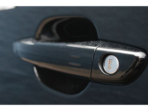 Peugeot 2008 SUV 1.2 PureTech 130pk EAT8 GT | Automaat | Navigatie | Camera | Nieuw model | 17.000km | ActivLease financial lease