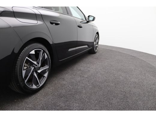 Peugeot 308 1.2 PureTech Allure ActivLease financial lease