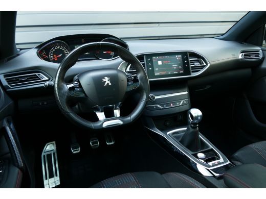 Peugeot 308 SW 1.2 PURETECH 130PK GT-LINE / NAVI / CLIMA / PDC / 17"LMV / PANO.DAK / KEYLESS / FULL-LED / WIN... ActivLease financial lease