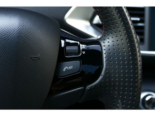Peugeot 308 SW 1.2 PURETECH 130PK GT-LINE / NAVI / CLIMA / PDC / 17"LMV / PANO.DAK / KEYLESS / FULL-LED / WIN... ActivLease financial lease