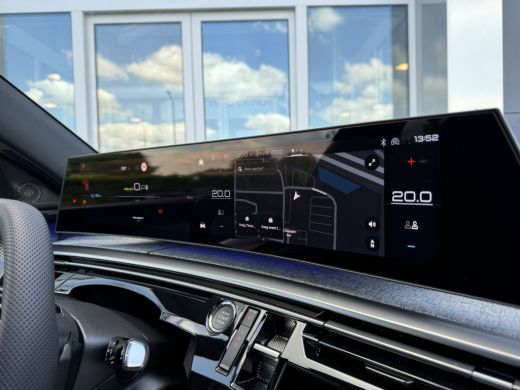Peugeot E-3008 GT 73 kWh | Adaptieve Cruise | Pano | Stoel + Stuurverwarming | Matrix LED | Elektr. klep | 20'' ... ActivLease financial lease