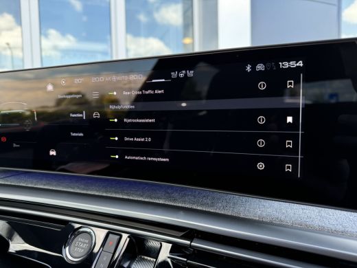 Peugeot E-3008 GT 73 kWh | Adaptieve Cruise | Pano | Stoel + Stuurverwarming | Matrix LED | Elektr. klep | 20'' ... ActivLease financial lease