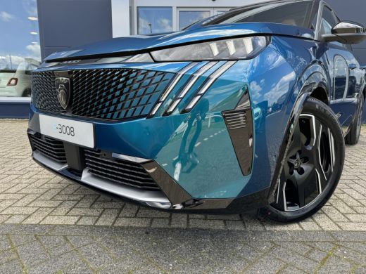 Peugeot E-3008 GT 73 kWh | Adaptieve Cruise | Pano | Stoel + Stuurverwarming | Matrix LED | Elektr. klep | 20'' ... ActivLease financial lease