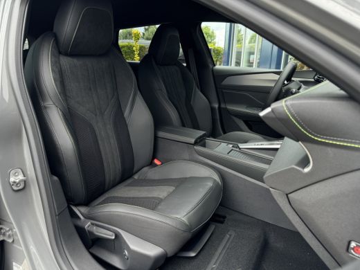 Peugeot e-308 SW GT EV 54 kWh | Adaptieve Cruise | 360' Camera | AGR | Alcantara | Massage | Elektr. klep | Stoel ... ActivLease financial lease