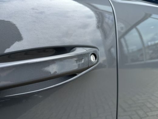 Peugeot e-308 SW GT EV 54 kWh | Adaptieve Cruise | 360' Camera | AGR | Alcantara | Massage | Elektr. klep | Stoel ... ActivLease financial lease