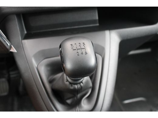 Peugeot Expert Peugeot Standaard | 16" stalen velgen | Elektrisch bedienbare en verwarmbare buitenspiegels | Get... ActivLease financial lease
