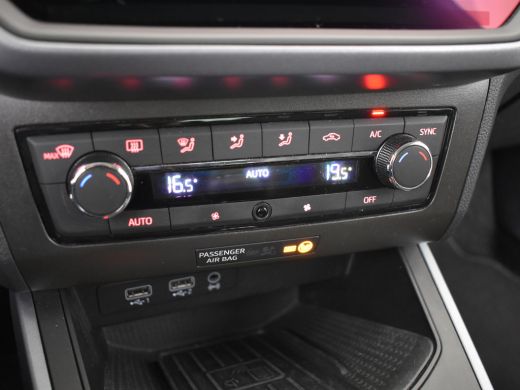 Seat Arona 1.0 TSI 116pk Style Business Intense | 100% dealeronderhouden | 1ste eigenaar | Cruise control ad... ActivLease financial lease