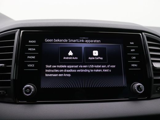 Skoda Karoq 1.5 TSI ACT Business Edition 150PK DSG full led, adaptive cruise, lane assist, elek. bedienbare a... ActivLease financial lease