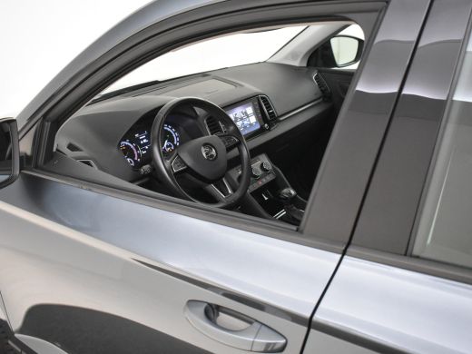 Skoda Karoq 1.5 TSI ACT Style DSG/AUTO | Cruise control | Trekhaak | Stoelverwarming | Navigatie via app | Ap... ActivLease financial lease