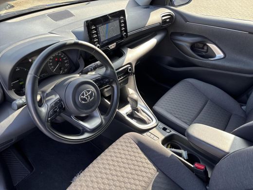 Toyota Yaris 1.5 Hybrid Comfort | All-in prijs | Navigatie | Camera | Airco ActivLease financial lease