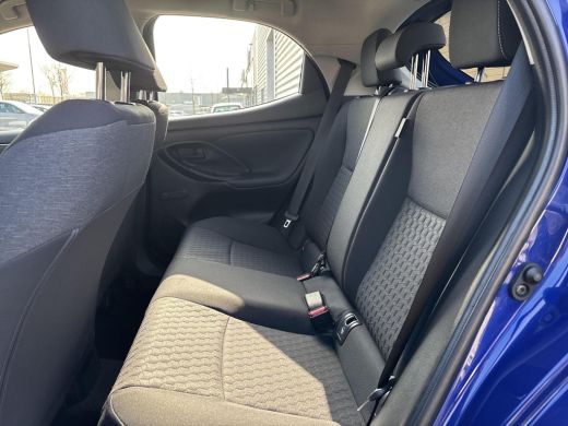 Toyota Yaris 1.5 Hybrid Comfort | All-in prijs | Navigatie | Camera | Airco ActivLease financial lease
