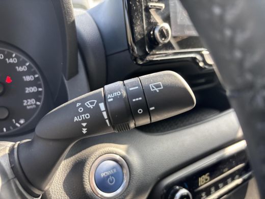 Toyota Yaris 1.5 Hybrid Comfort | All-in prijs | Navigatie | Camera | Airco ActivLease financial lease