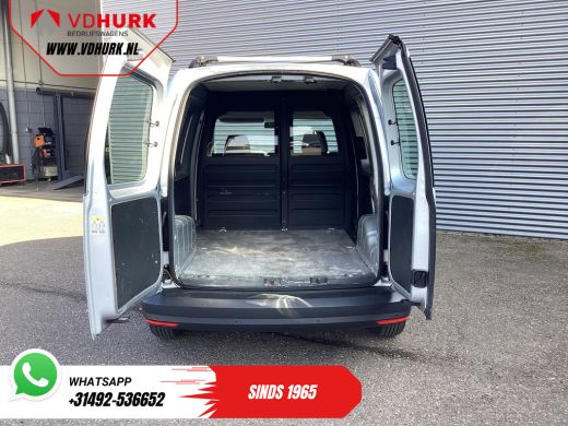 Volkswagen Caddy 2.0 TDI 100 pk EXPORT ONLY Rijdt Goed/ Cruise/ PDC/ Airco ActivLease financial lease