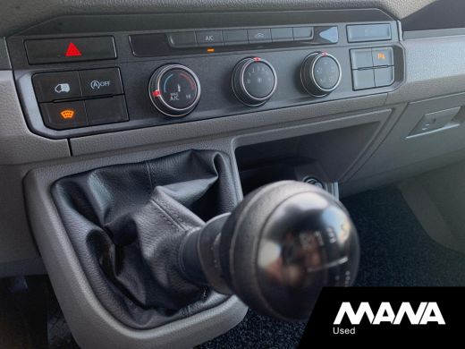 Volkswagen Crafter 35 2.0 3.140 140pkTDI L3H3 RWD Airco Navi 360Sensoren CarPlay Camera Cruise VoorruitVerwarming 12... ActivLease financial lease