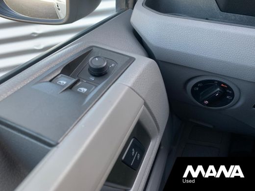 Volkswagen Crafter 35 2.0 3.140 140pkTDI L3H3 RWD Airco Navi 360Sensoren CarPlay Camera Cruise VoorruitVerwarming 12... ActivLease financial lease
