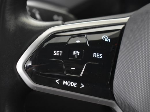 Volkswagen ID.4 Life 77 kWh 204pk | Adaptief cruise control | Navigatie | Led koplampen | Parkeersensoren v+a | A... ActivLease financial lease